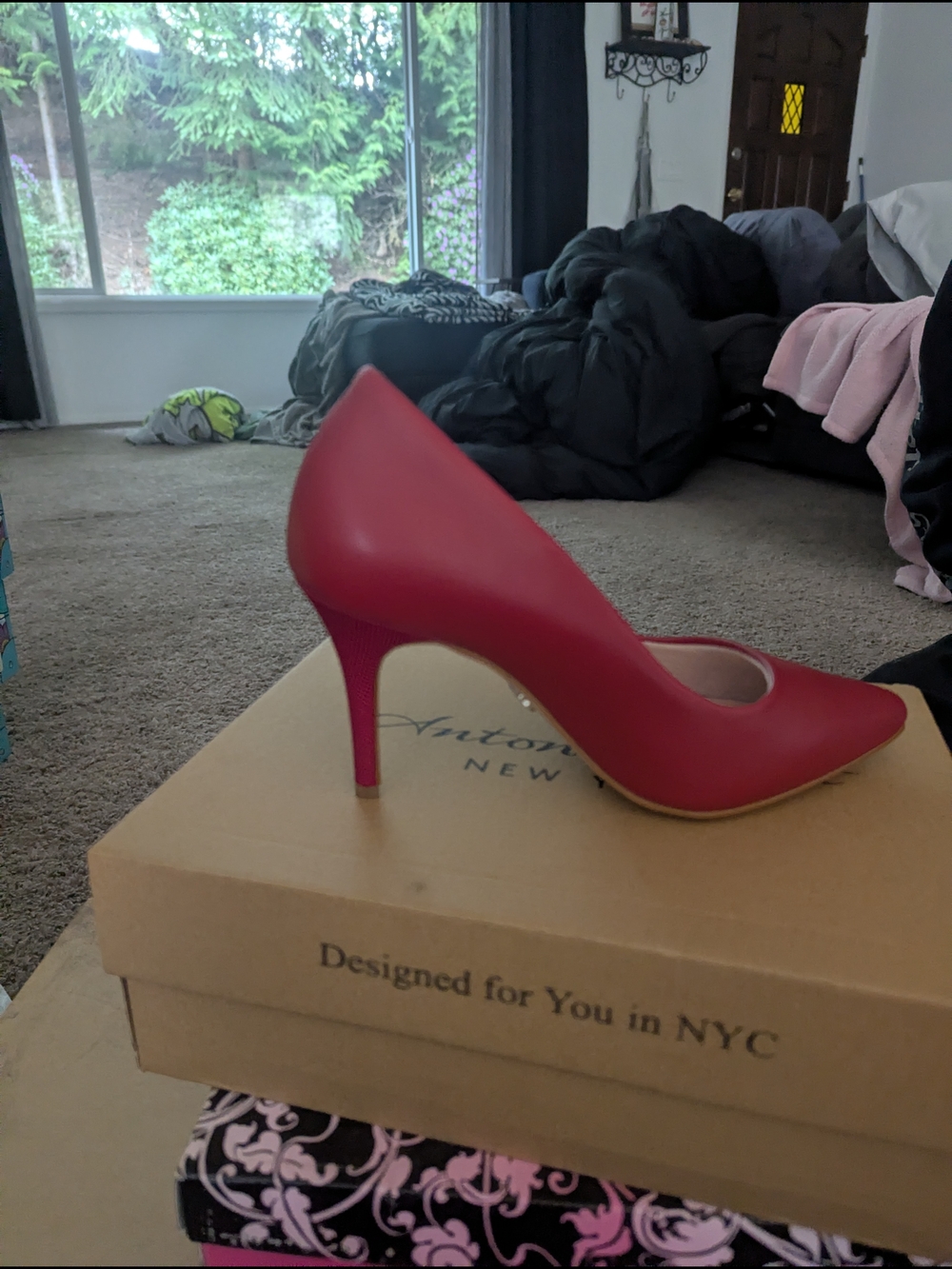 Antonio Melani Red Pointed-Toe Mid Heel Pump